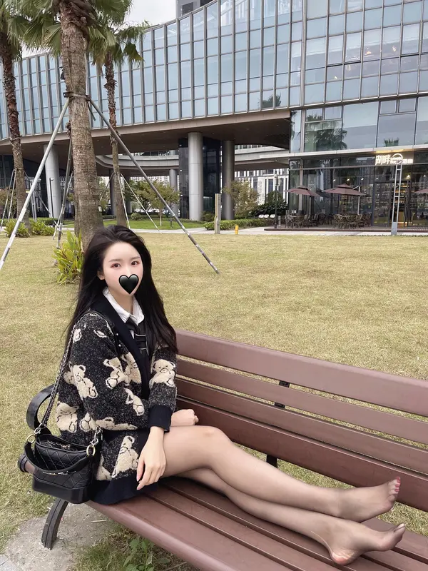 毛衣风采 - 小九九